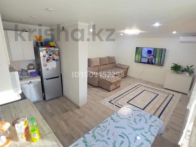 4-комнатная квартира · 82.2 м² · 3/12 этаж, 15 микрорайон 18 за 35.5 млн ₸ в Семее, Красный Кордон