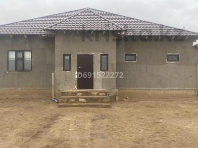 Продажа домов и дачи в Атырауской обл.: Отдельный дом · 5 комнат · 225 м² · 8 сот., Н.Абилгазиев 33 за 23 млн 〒 Отдельный дом · 5 комнат · 225 м² · 8 сот., Н.Абилгазиев 33 за 23 млн 〒 в Дамбе