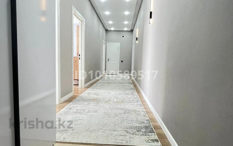 3-комнатная квартира · 105 м² · 5/5 этаж, Сырым Датова 38/1 — Ел Ырысы за 33.8 млн ₸ в Уральске — фото 12