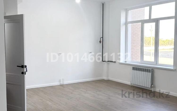 1-бөлмелі пәтер · 47.3 м² · 2/9 қабат, Ақ Шағала -ш/а., Жалена Тулепова 17Б, бағасы: 23.7 млн ₸ в Атырау, мкр Ак Шагала — фото 2