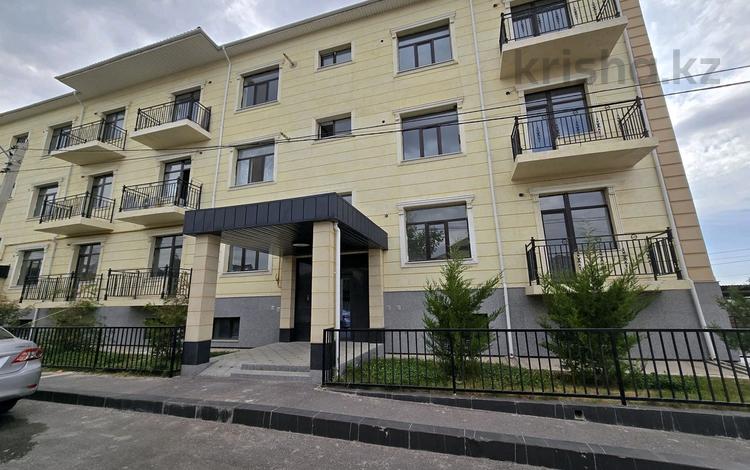 6-комнатная квартира · 312 м² · 1/3 этаж, Шаязметова 73/3 за 92 млн ₸ в Шымкенте, Аль-Фарабийский р-н — фото 2