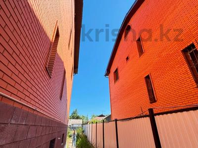 Отдельный дом · 7 комнат · 406 м² · 7 сот., Жанатурмыс 14 за 93 млн ₸ в Астане, Сарайшык р-н