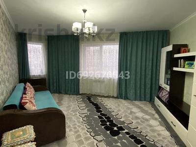 Аренда квартир посуточно в Алматы: 1-комнатная квартира · 42 м² · 3/10 этаж, мкр Нуркент за 15 000 〒 1-комнатная квартира · 42 м² · 3/10 этаж, мкр Нуркент за 15 000 〒 в Алматы, Алатауский р-н