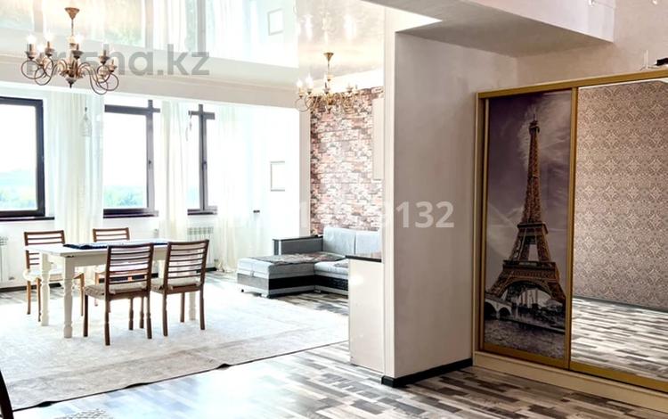 3-бөлмелі пәтер · 117.8 м² · 9/10 қабат, №12 ш/а. 22/2 — Алтынсарина Абая Сатпаева, бағасы: 580 000 ₸ в Алматы, Ауэзовский р-н — фото 2