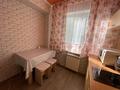2-комнатная квартира, 60 м², 3/5 этаж посуточно, Кабанбай батыр за 10 000 〒 в Усть-Каменогорске — фото 7