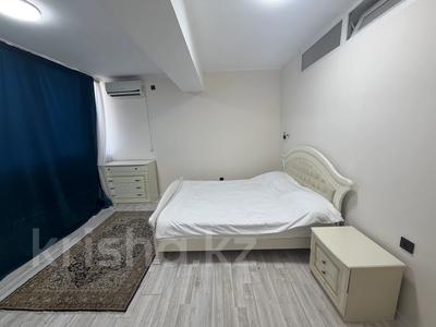 4-комнатная квартира · 112 м² · 16/16 этаж, Самал 1 9/2 за 750 000 ₸ в Алматы, Алмалинский р-н