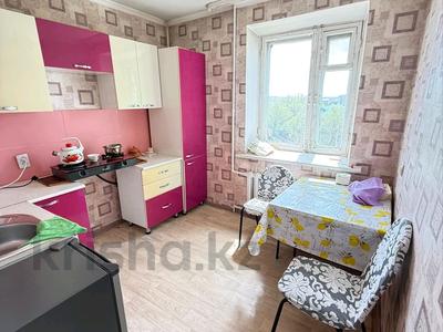 Продажа квартир в Жетысу обл.: 2-комнатная квартира · 47 м² · 4/5 этаж, Карагайлы 8а за 16 млн 〒 2-комнатная квартира · 47 м² · 4/5 этаж, Карагайлы 8а за 16 млн 〒 в Талдыкоргане, мкр военный городок Жулдыз