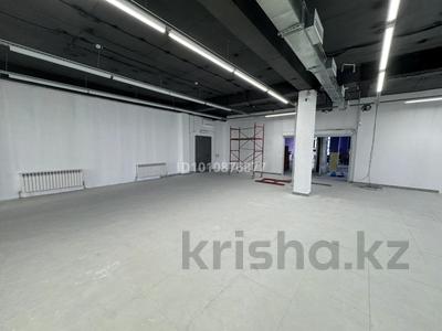 Свободное назначение, офисы, магазины и бутики, склады, салоны красоты, медцентры и аптеки, образование, развлечения, конференц-залы, кабинеты и рабочие места, студии · 230 м² за 1.4 млн 〒 в Алматы, Наурызбайский р-н