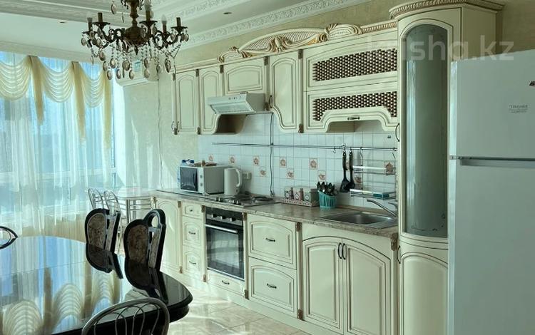 4-бөлмелі пәтер · 165 м² · 10/25 қабат, мкр 11 112Б, бағасы: 40 000 ₸ в Актобе — фото 27