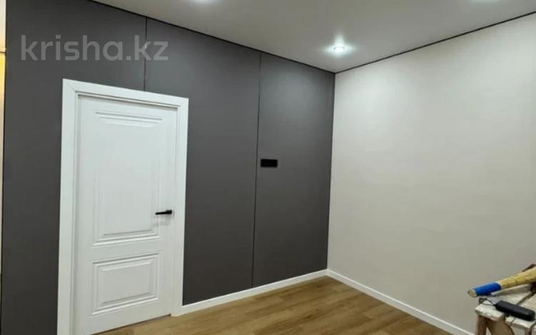 2-бөлмелі пәтер · 45 м² · 4/7 қабат, Алатауская трасса 28/2, бағасы: 32 млн ₸ в  — фото 5