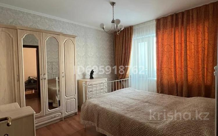 2-комнатная квартира, 50 м², 2/5 этаж помесячно, Айтеке би 1