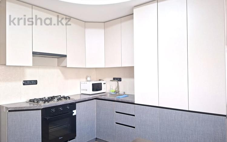 3-комнатная квартира · 75 м² · 5/9 этаж, мкр Мамыр-4 294 за 330 000 ₸ в Алматы, Ауэзовский р-н — фото 26