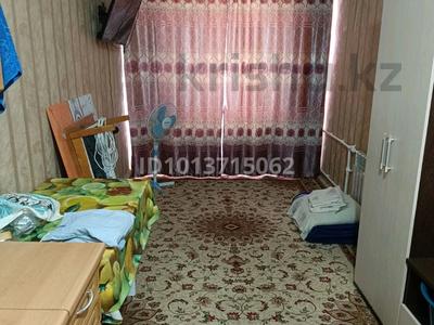 1-бөлмелі пәтер · 14 м² · 5/5 қабат, Бр Жубановых, бағасы: 2 млн ₸ в Актобе