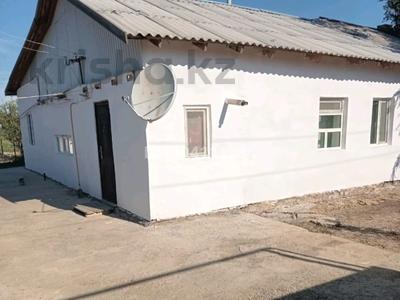 Отдельный дом · 3 комнаты · 100 м² · 20 сот., мкр Томарлы, Курмангазы 5 за 16.5 млн 〒 в Атырау