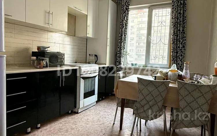 2-бөлмелі пәтер · 70 м² · 3/9 қабат, мкр Акбулак 5 — Находиться рядом с супер маркетом "SMOLL," сш 181, Лицей 178, бағасы: 38 млн ₸ в Алматы, Алатауский р-н — фото 40