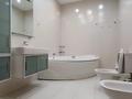 4-комнатная квартира · 220 м² · 4/6 этаж, Рахмадиева за 165 млн ₸ в Алматы, Бостандыкский р-н — фото 10