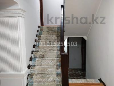 Отдельный дом · 6 комнат · 360 м² · 6 сот., Монкеулы 16а — улица Ырыс за 1.8 млн ₸ в Атырау