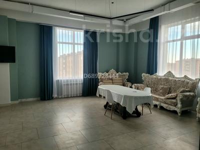 Продажа коммерческой недвижимости в Акмолинской обл.: Свободное назначение, офисы, магазины и бутики, склады, общепит, салоны красоты · 3930 м² за 1.5 млрд 〒 Свободное назначение, офисы, магазины и бутики, склады, общепит, салоны красоты · 3930 м² за 1.5 млрд 〒 в Кокшетау