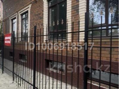 Свободное назначение, офисы, магазины и бутики, салоны красоты, медцентры и аптеки, образование, развлечения · 130.2 м² за 80 млн 〒 в Уральске