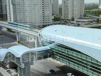 3-комнатная квартира · 105 м² · 11/12 этаж, Тауелсиздик 56/2 за 129 млн ₸ в Астане, Алматы р-н