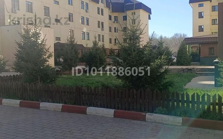1-комнатная квартира · 30 м² · 3/5 этаж, Дружбы народов 2 за 140 000 ₸ в Усть-Каменогорске, Ульбинский — фото 2