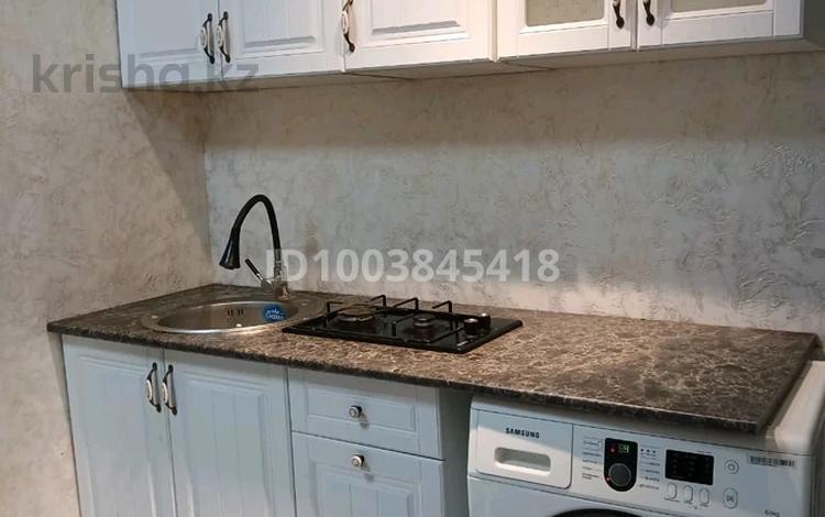 2-комнатная квартира · 42 м² · 4/4 этаж, қорқыт Ата 15 А — напротив стомеда и дом цветов Камилия за 10 млн 〒 в  — фото 2