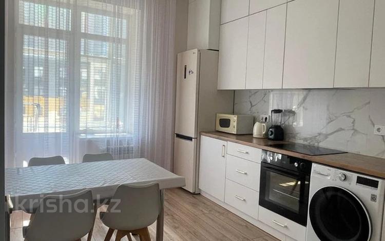 2-комнатная квартира · 60 м² · 11/12 этаж, E 181 1/2 за 260 000 ₸ в Астане, Есильский р-н — фото 2