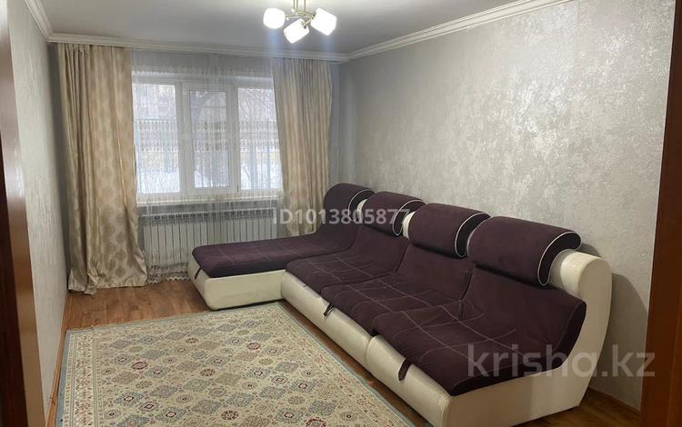 2-комнатная квартира · 47 м² · 1/5 этаж, мкр Юго-Восток, Университетская 27 за 160 000 ₸ в Караганде, Казыбек би р-н — фото 2