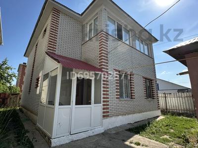 Отдельный дом · 4 комнаты · 142.6 м² · 3.7 сот., Даулеткерея 16 — Асан Тайманова за 40 млн 〒 в Уральске