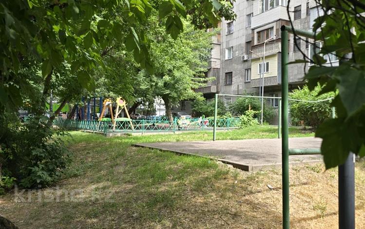 3-комнатная квартира · 54 м² · 4/4 этаж, Валиханова 26 — Маметова за 300 000 ₸ в Алматы, Медеуский р-н — фото 2