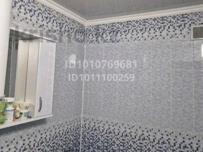 2-комнатная квартира · 45 м² · 5/5 этаж, Майкудук, Майкудук, 12й микрорайон за 10.5 млн ₸ в Караганде, Алихана Бокейханова р-н