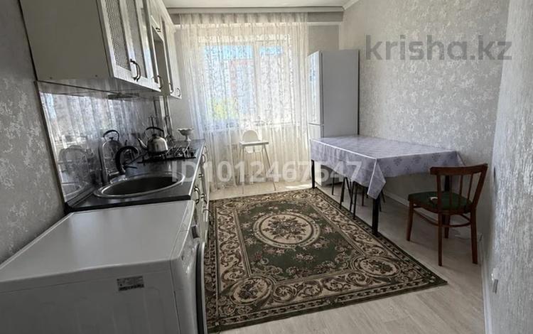 3-бөлмелі пәтер · 80 м² · 3/9 қабат, мкр. Зачаганск пгт, Бирлик 25 — Саратовская трасса, бағасы: 29.5 млн ₸ в Уральске — фото 2