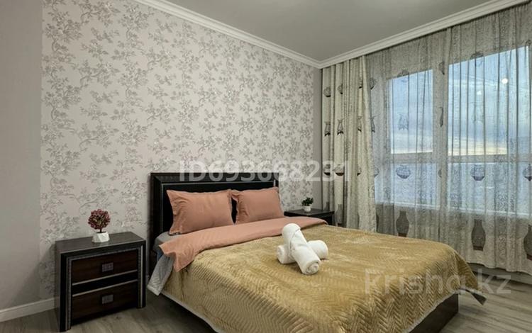 2-бөлмелі пәтер · 70 м² · 7/9 қабат, Мухамедханова 4в — Хан шатыр, бағасы: 18 000 ₸ в Астане, Есильский р-н — фото 5