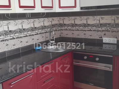 2-комнатная квартира · 60 м² · 4/5 этаж, Казбек Би 28 за 140 000 〒 в Усть-Каменогорске