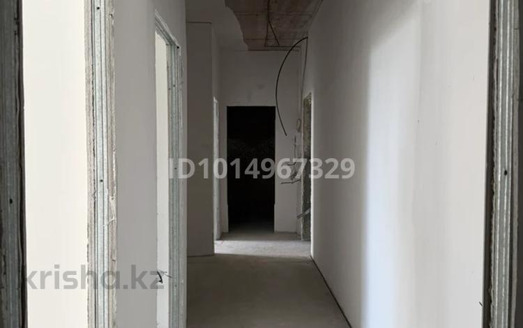 2-бөлмелі пәтер · 82.3 м² · 1/13 қабат, Сагадат Нурмагамбетов 71, бағасы: 83 млн ₸ в Алматы, Медеуский р-н — фото 2
