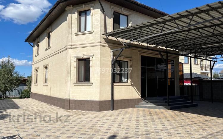 Отдельный дом · 6 комнат · 220 м² · 8 сот., мкр Мадениет, 56-я ул 13А за 115 млн ₸ в Алматы, Алатауский р-н — фото 2