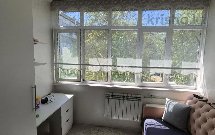 2-бөлмелі пәтер · 56 м² · 3/5 қабат, Казыбек би 49 — Областной акимат, бағасы: 26 млн ₸ в Таразе — фото 3