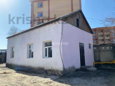 Жеке үй · 2 бөлме · 70 м² · 3 жүзд., Бегим Ана 8 В, бағасы: 15 млн ₸ в 
