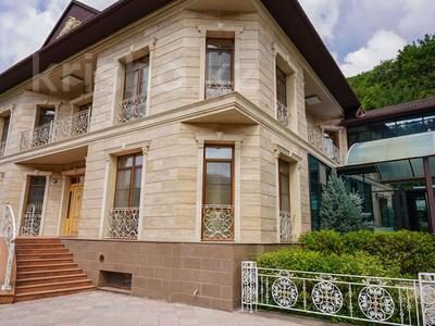 Отдельный дом · 7 комнат · 900 м² · 60 сот., мкр Бутаковка за 1.2 млрд ₸ в Алматы, Медеуский р-н