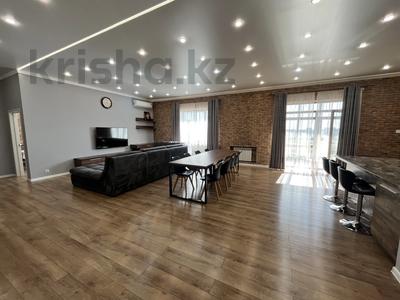 4-комнатная квартира · 186 м², Мухамедханова 4 за 1.2 млн ₸ в Семее
