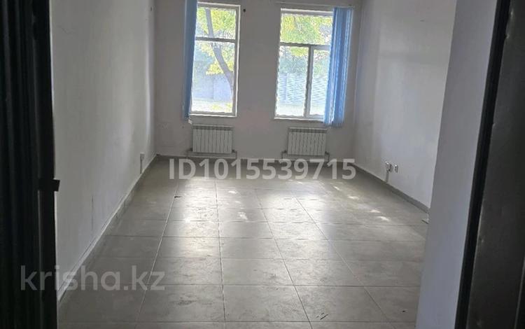 Еркін, кеңселер, қоймалар · 216 м², бағасы: 1 млн ₸ в Алматы, Медеуский р-н — фото 2