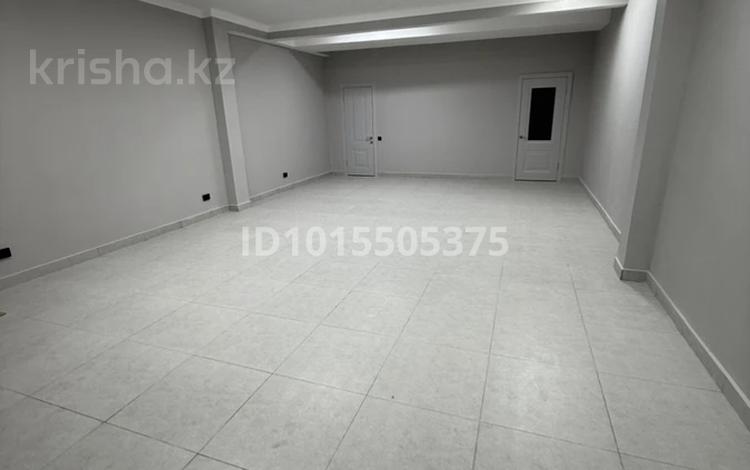 Еркін · 50 м², бағасы: 300 000 ₸ в Актау, 3-й мкр — фото 2