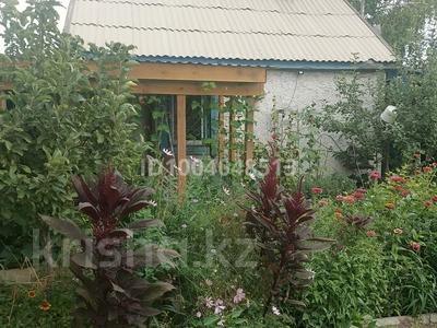Дача · 2 комнаты · 30 м² · 6 сот., Бобровка 5163 — 2 дачи за 2.2 млн 〒 в Семее