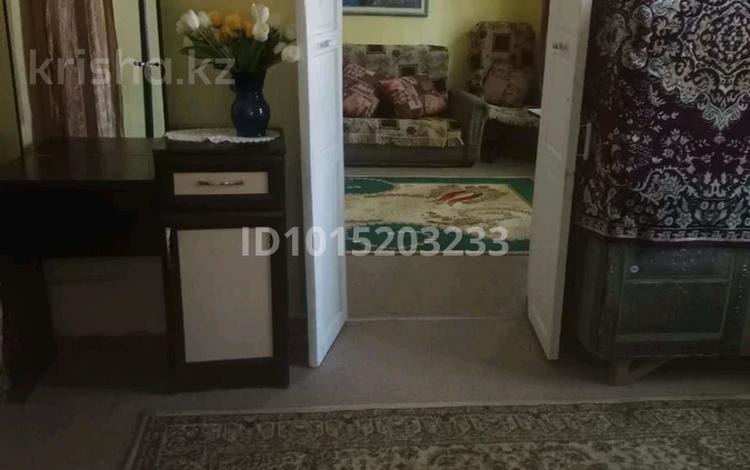 Дом · 3 комнаты · 65 м², Шолохова за 10 000 ₸ в Алматы, Турксибский р-н — фото 2