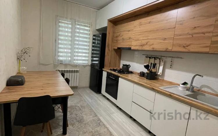 2-бөлмелі пәтер · 64 м² · 1/9 қабат, мкр Мамыр-4, бағасы: 47 млн ₸ в Алматы, Ауэзовский р-н — фото 9