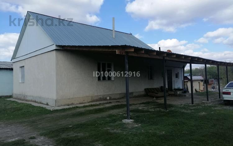 Отдельный дом · 3 комнаты · 110 м² · 10 сот., Карасу 24 за 20 млн 〒 в Теренкаре — фото 4