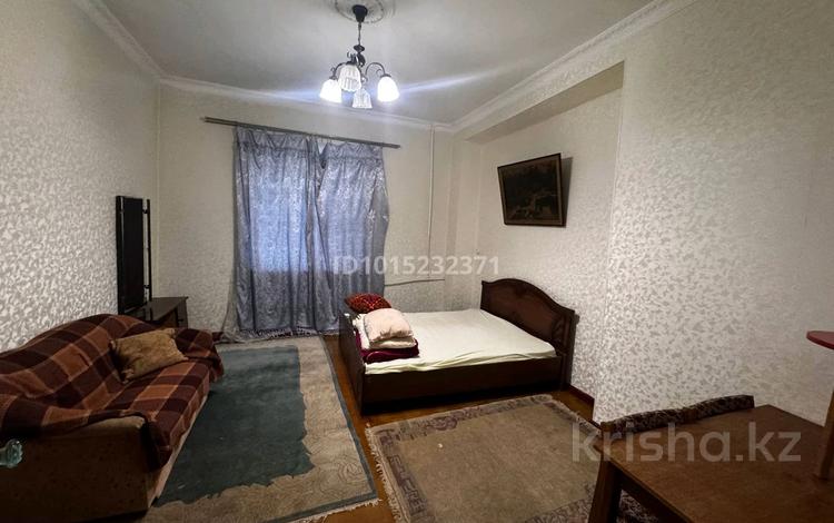 3-комнатная квартира · 90 м², мкр Новый Город, Жамбыла — Кинотеатра Ленина за 200 000 ₸ в Караганде, Казыбек би р-н — фото 2