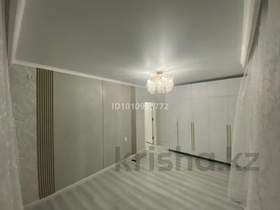 2-комнатная квартира · 57 м² · 11/12 этаж, мкр Шымсити, Квартал 189 51 за 200 000 ₸ в Шымкенте, Абайский р-н
