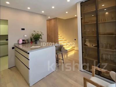4-комнатная квартира · 220 м² · 3/3 этаж, мкр Кольсай, Кайсенова 4 за ~ 2.7 млн ₸ в Алматы, Медеуский р-н