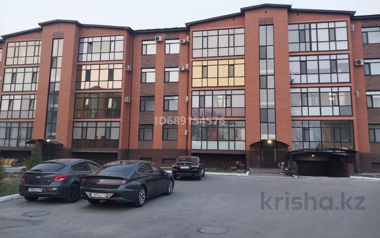 3-комнатная квартира, 95 м², 2/4 этаж, Теплова 1/6 за 49 млн 〒 в Павлодаре — фото 2